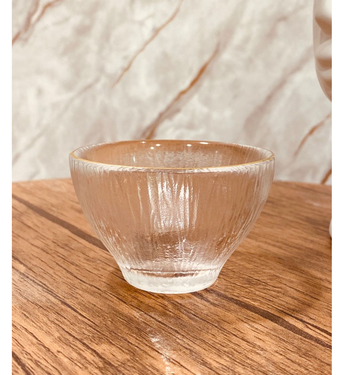 Beautiful and elegant gilded glass cup 5 * 7 cm