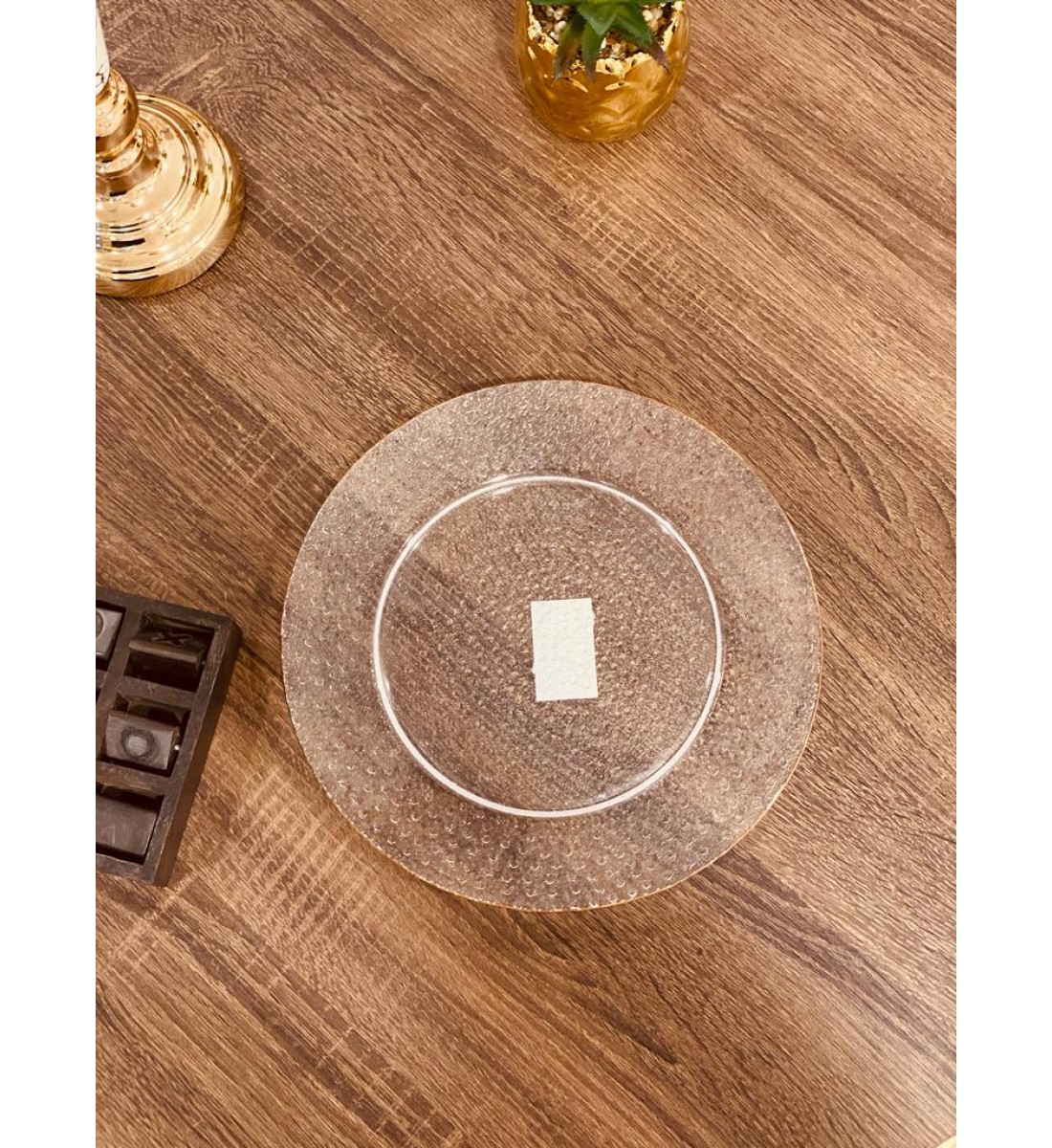 صحن زجاج مذهب شكل جميل وانيق 26 * 26  سم