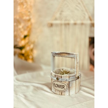 صندوق خشب مدور بيد