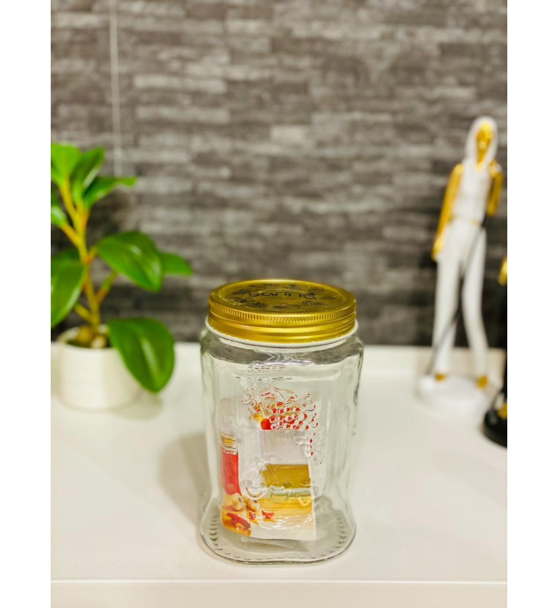 برطمان زجاج بغطاء