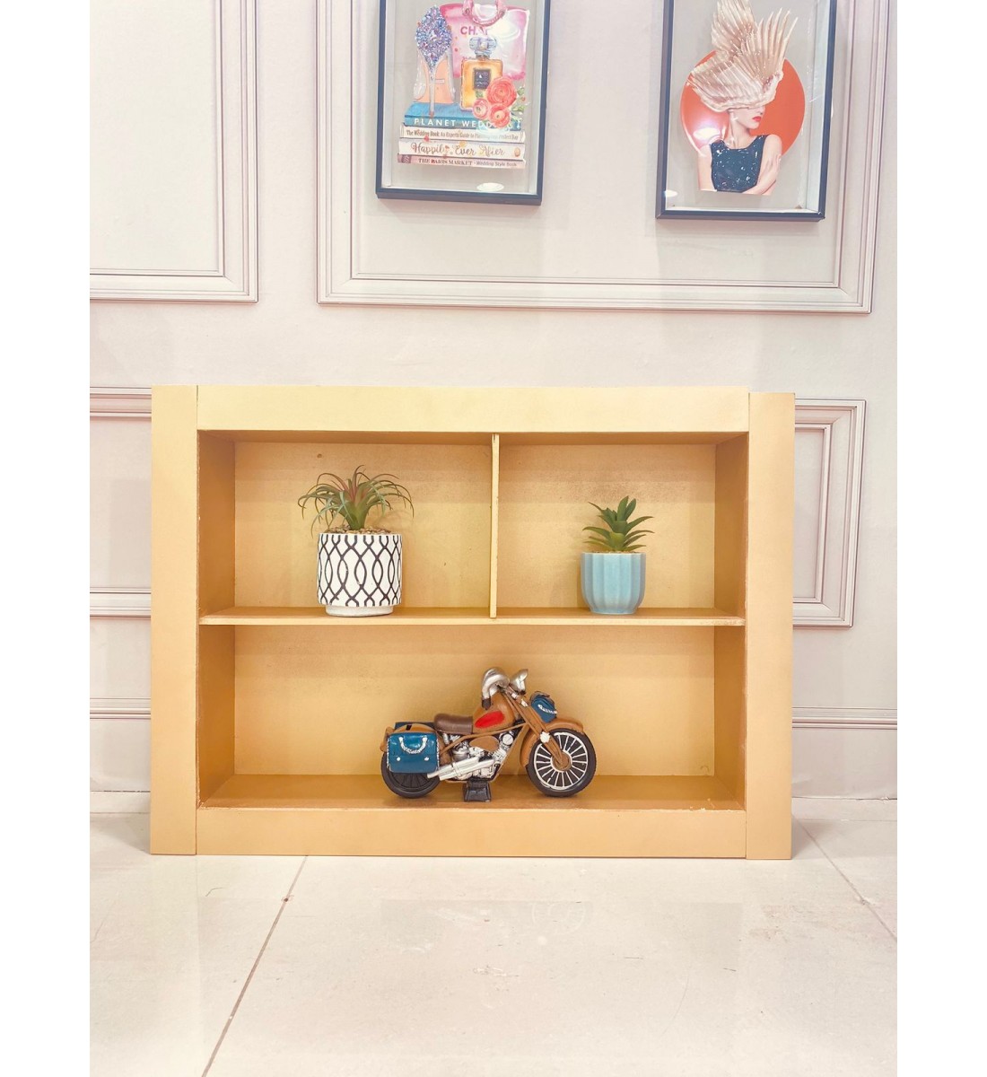 ديكور مكيف شباك خشب  لون بيج مقاس 30*21.5 سم 