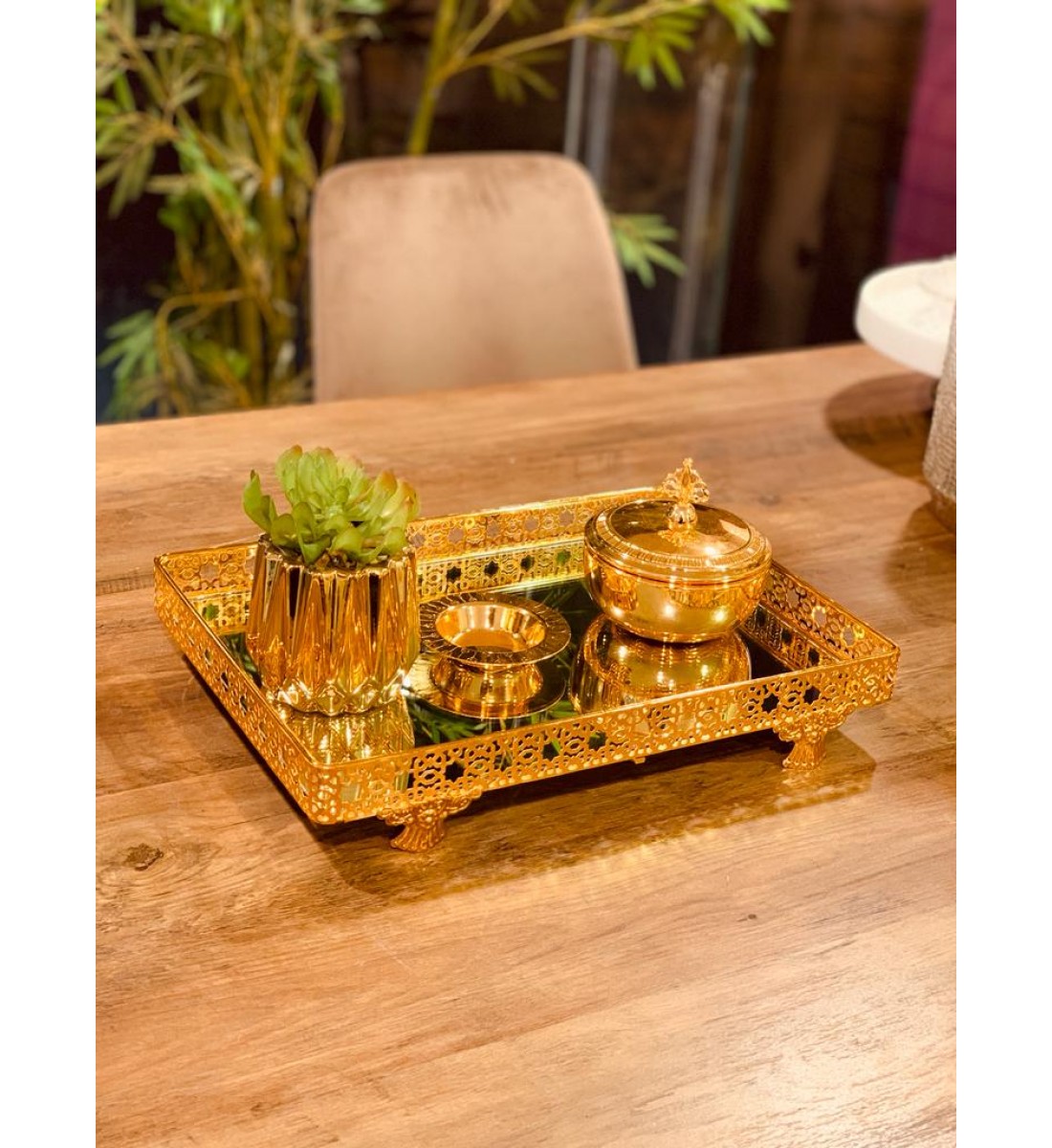 Golden Presentation Mutafiriya