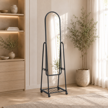 مراية ستاند بأطار اسود
مقاس 158× 48 سم
