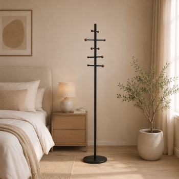 علاقة ملابس باللون الاسود
مقاس 190× 36 سم