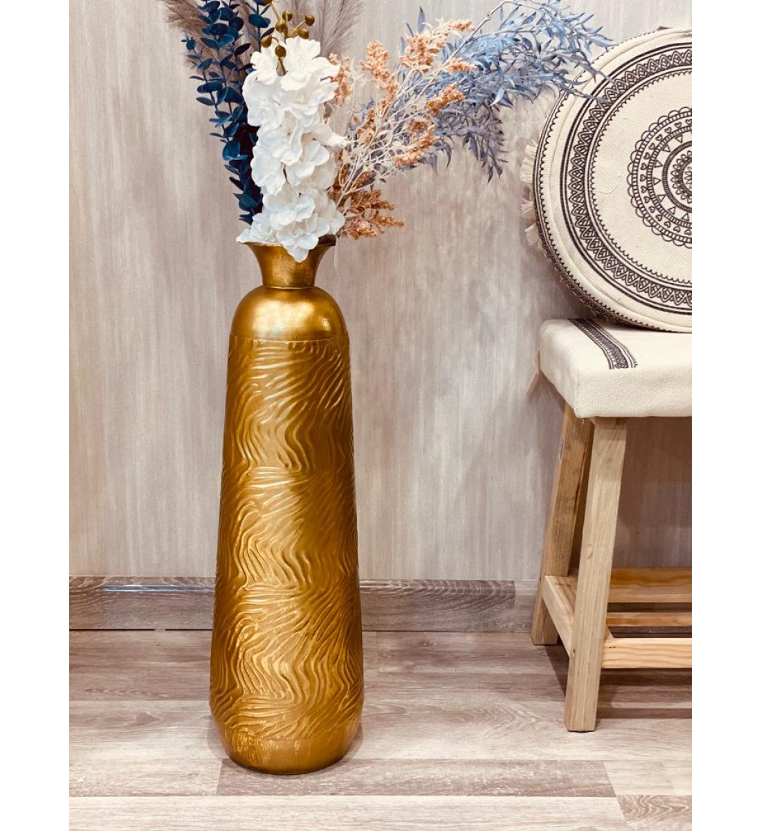 cm golden iron vase60