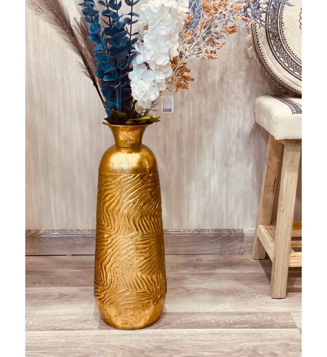 cm golden iron vase50