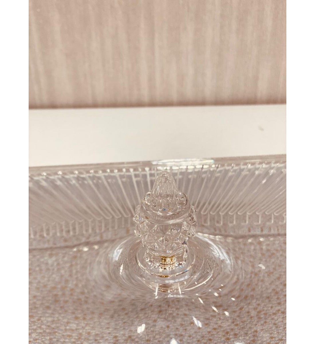 صينية كيك  اكرليك شفاف مستطيل بغطا40*28سم