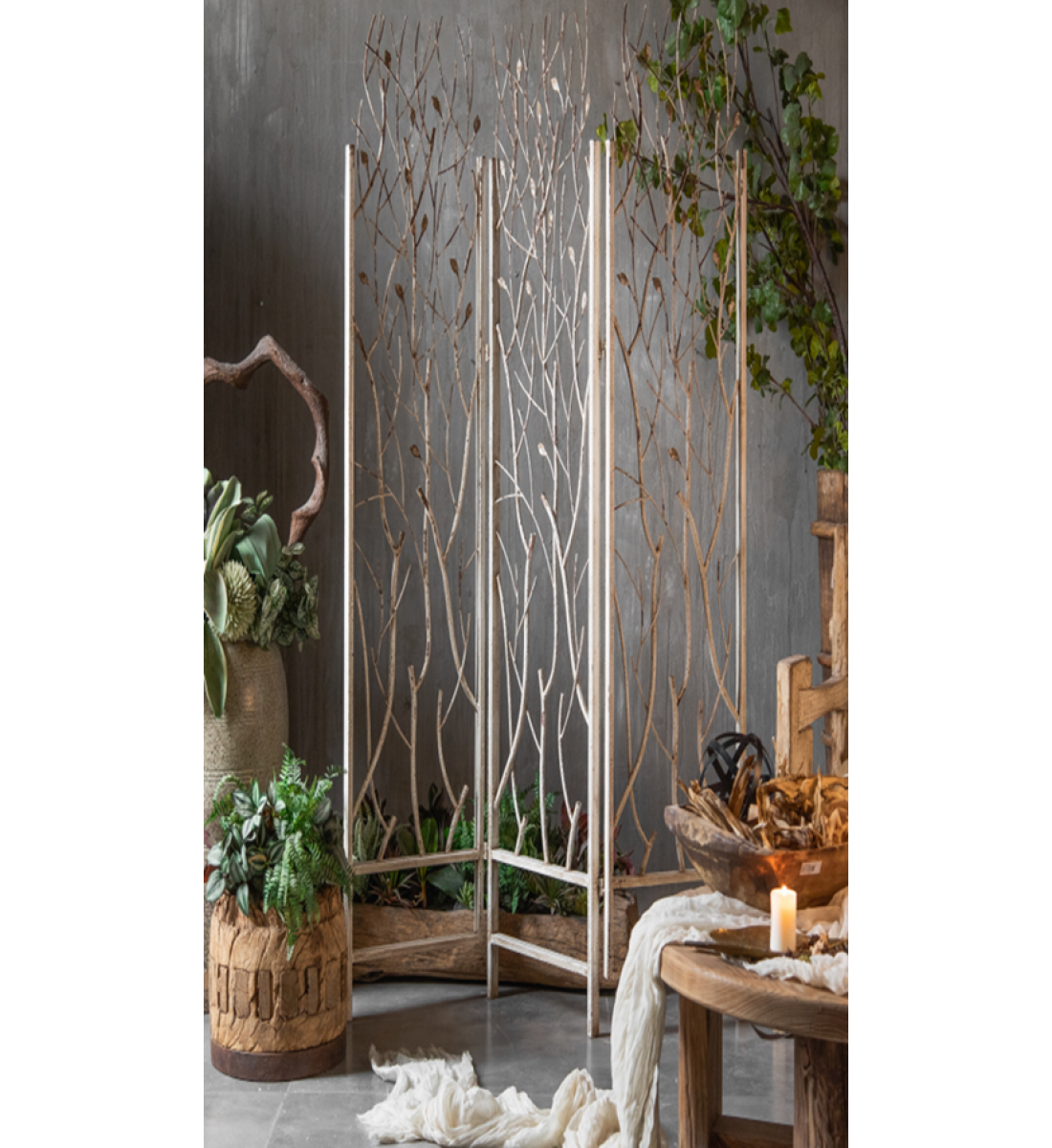 Wall partition, rustic iron decor, size 125 * 3 * 173 cm