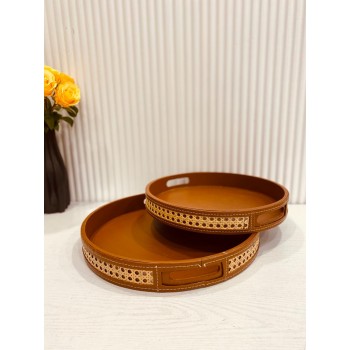 طوفرية تقديم دائري خشبي ملبس جلد 40سم طوفرية تقديم دائري خشبي ملبس جلد 40سم