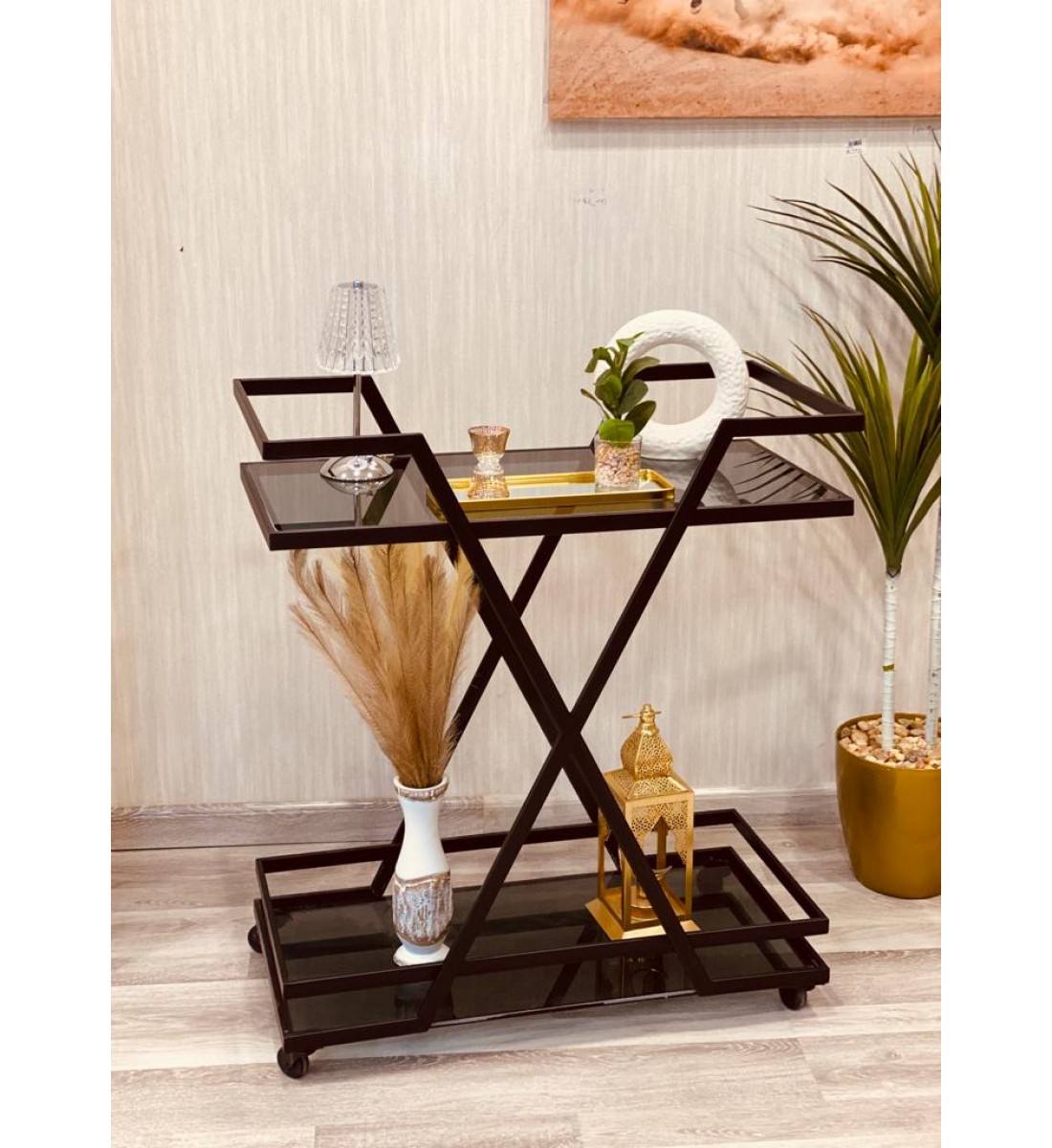 Carriage for serving mirror glass with a black iron base, 2 floors, with easy-to-move wheels