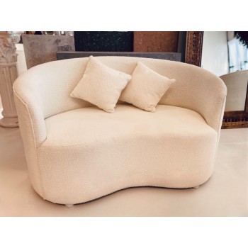 كرسي كنب قماش بتصميم كلاسيك باللون الابيض بمقعدين الطول 140العرض 70 الارتفاع 72سم