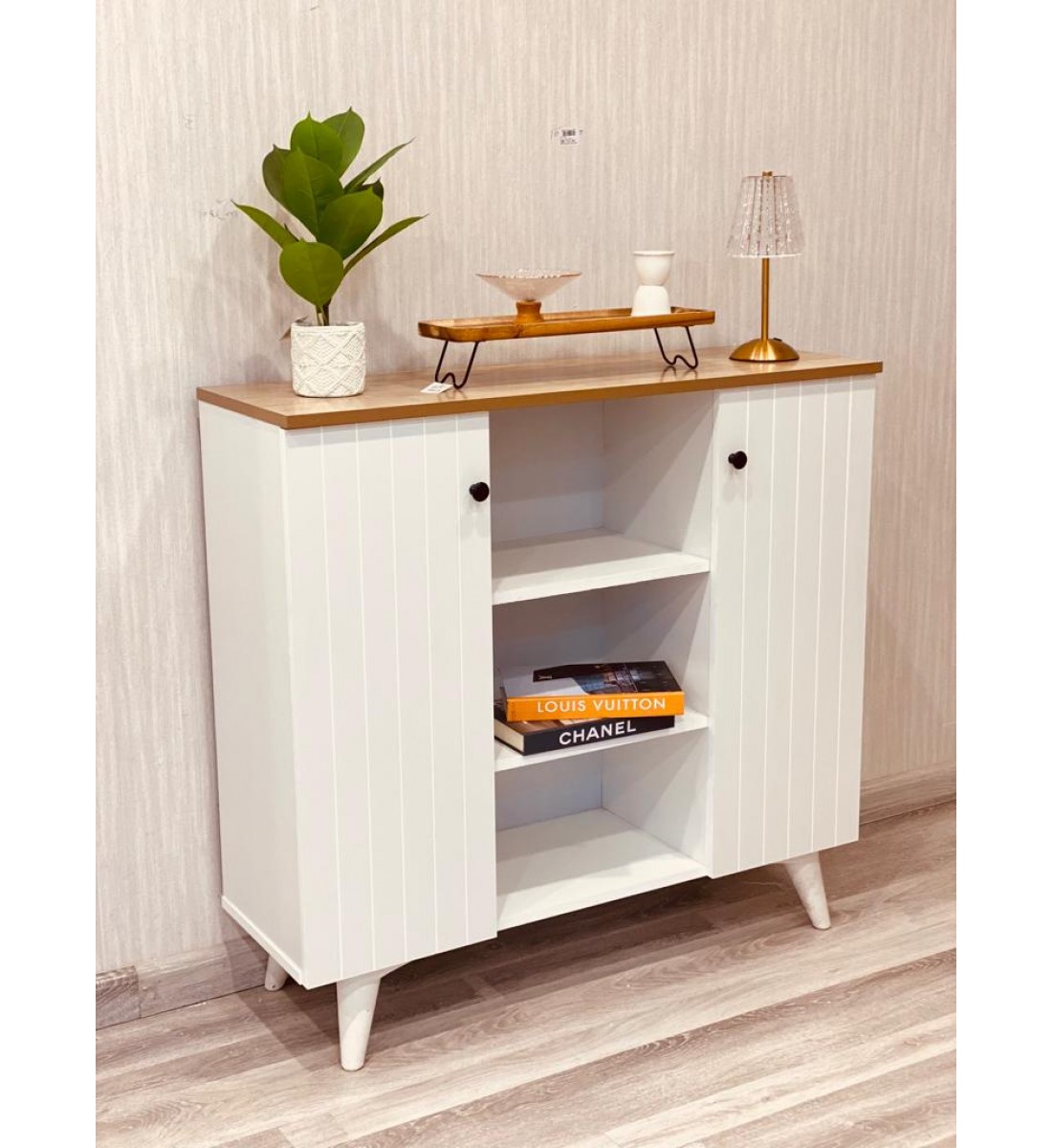 ركن كافي خشبي لون ابيض بسطح بيج 2باب 100*95سم