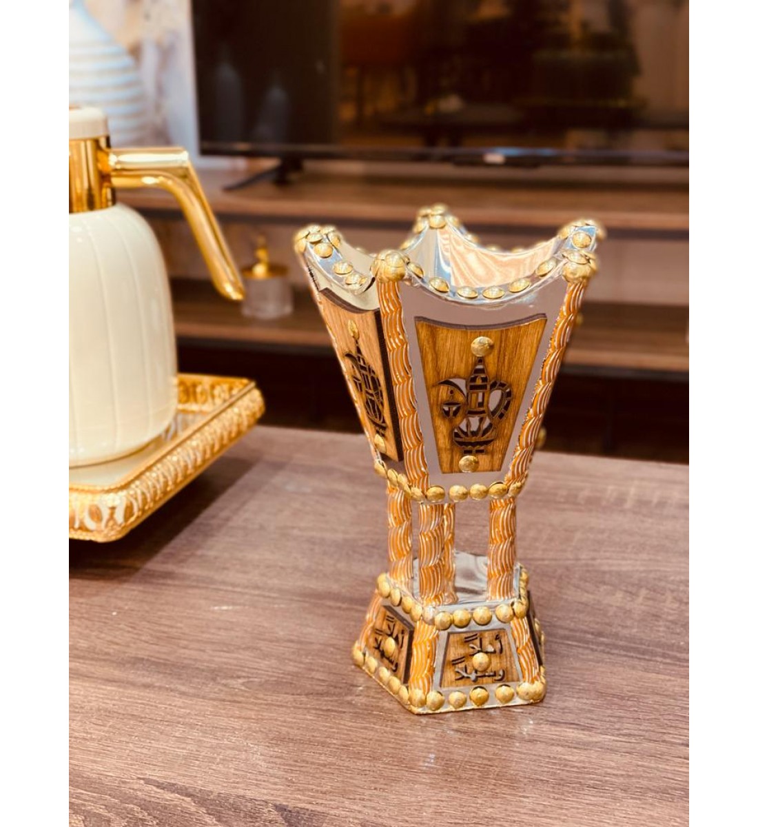 مبخرة خشبي بني شكل دلة 22سم