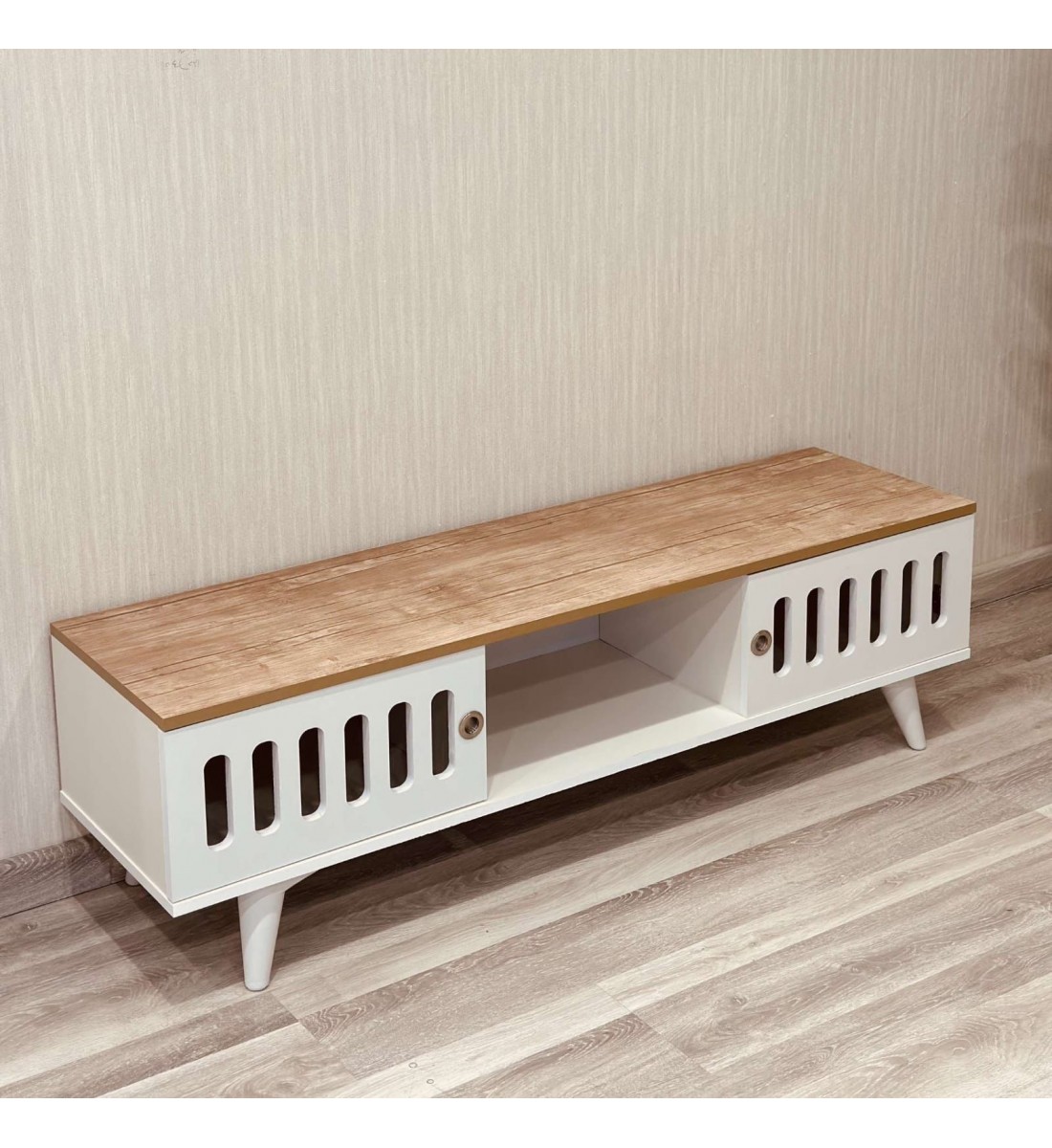 طاولة بلازما خشبي طبيعي - ابيض بسطح خشبي (145*40*43)سم