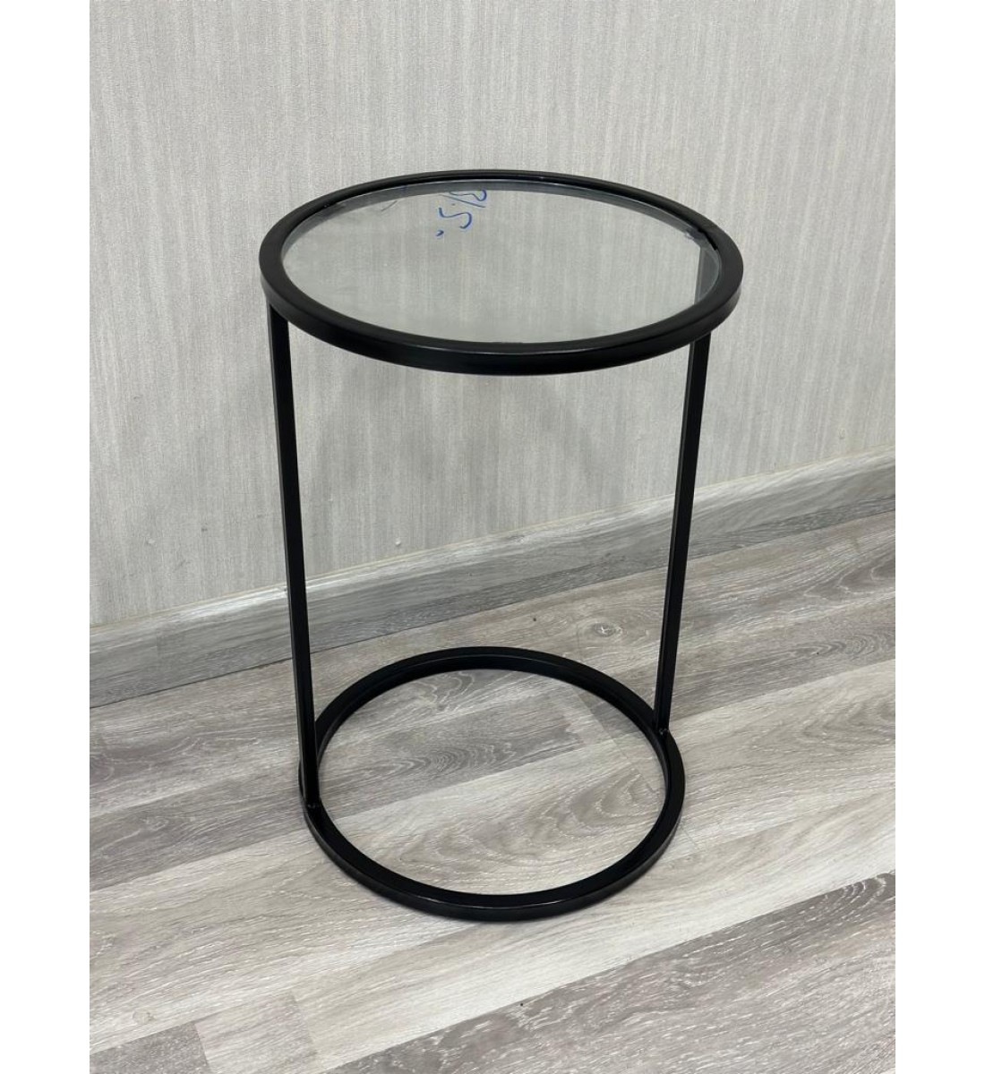 طاولة خدمة حديد سطح زجاج اسود 35*35*50 سم 