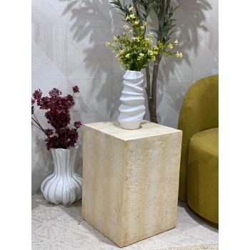 طاولة مربعه بديل الرخام تصميم هندسي ابداع متميز 40×40×40سم