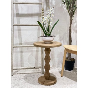 طاولة جانبية من الخشب تصميم هندسي ابداع مقاس51×36×36سم