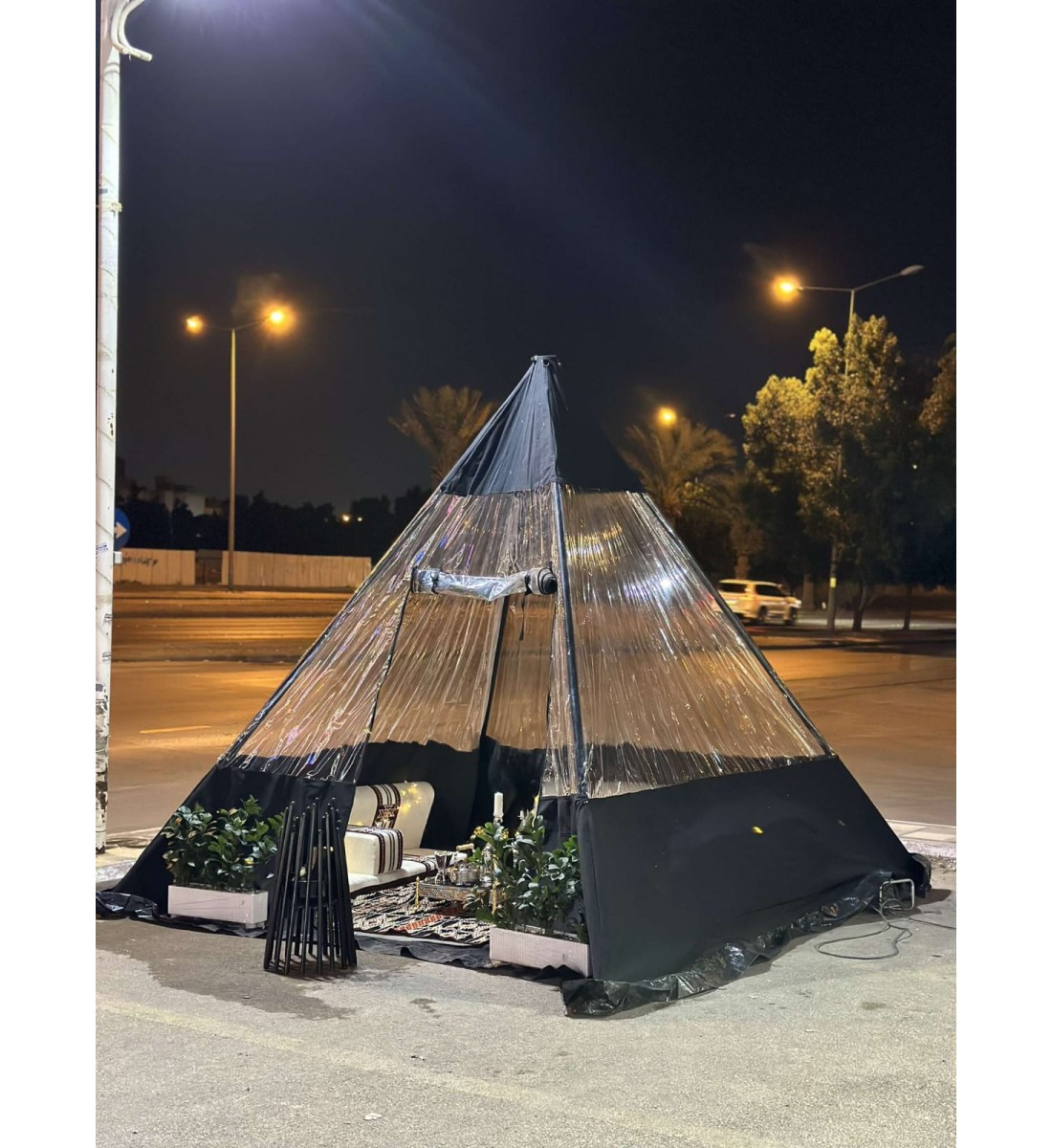 Najdi tent, size 4 meters * 4 meters * 4metres