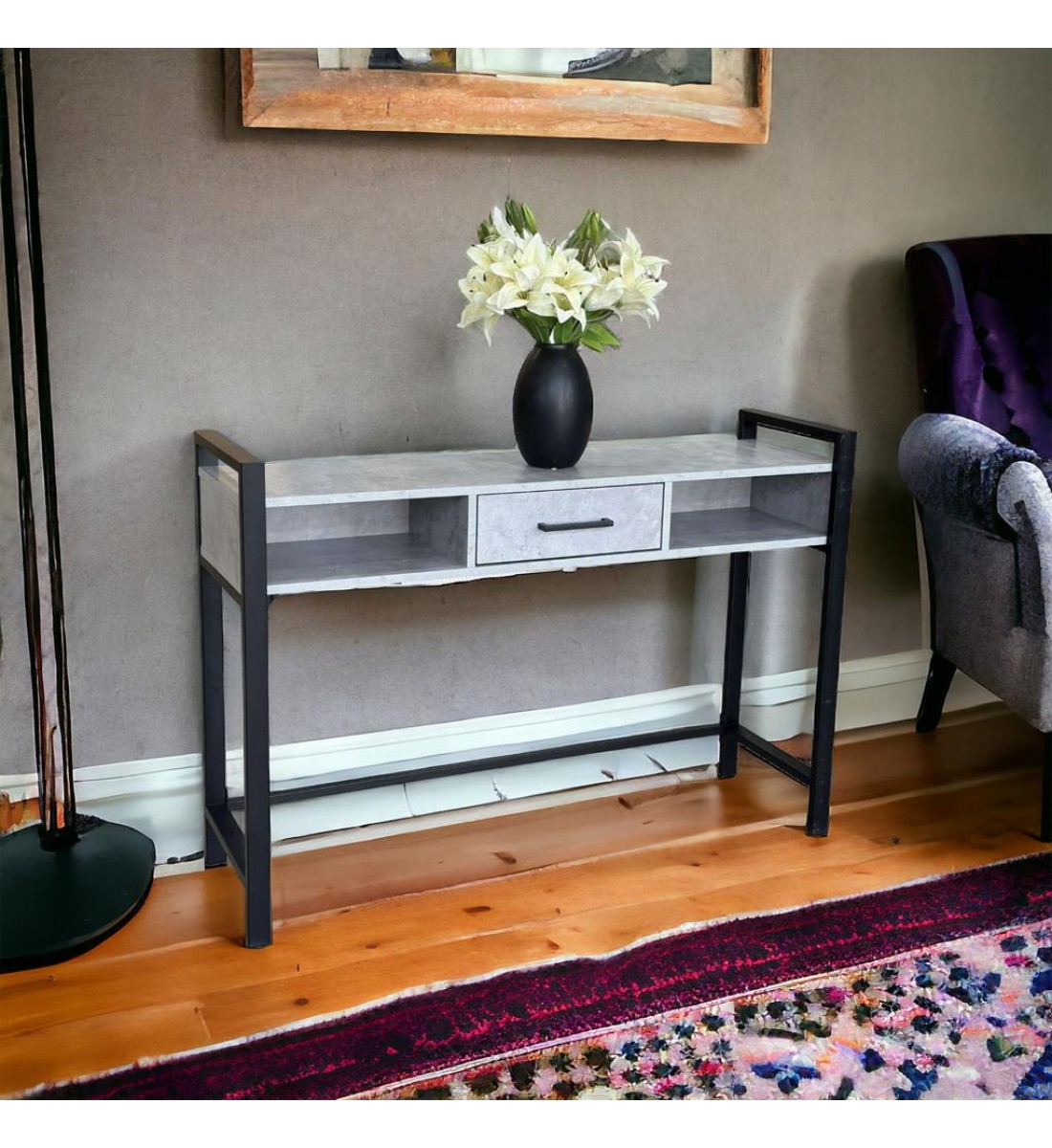 Beautiful and elegant wooden entrance with iron base and gray base, 83 x 31 x 120 cm