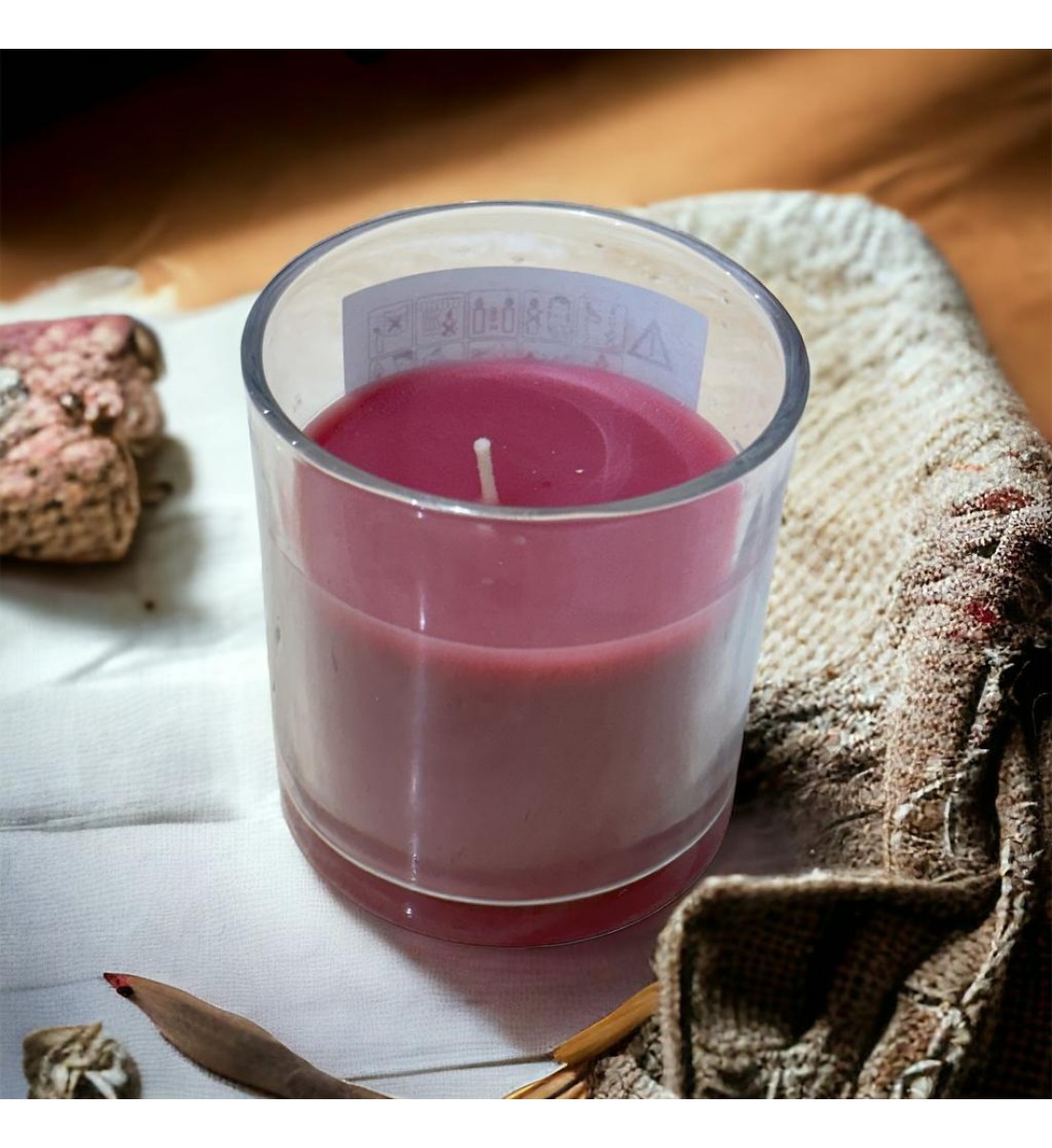 شمع بكاسه معطر منزلي بالرمان والتوت  8×7.5×7.5سم