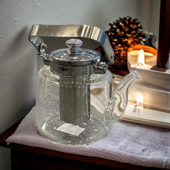 ابريق زجاج شفاف بغطا ومسكة استيل فضي 700مل