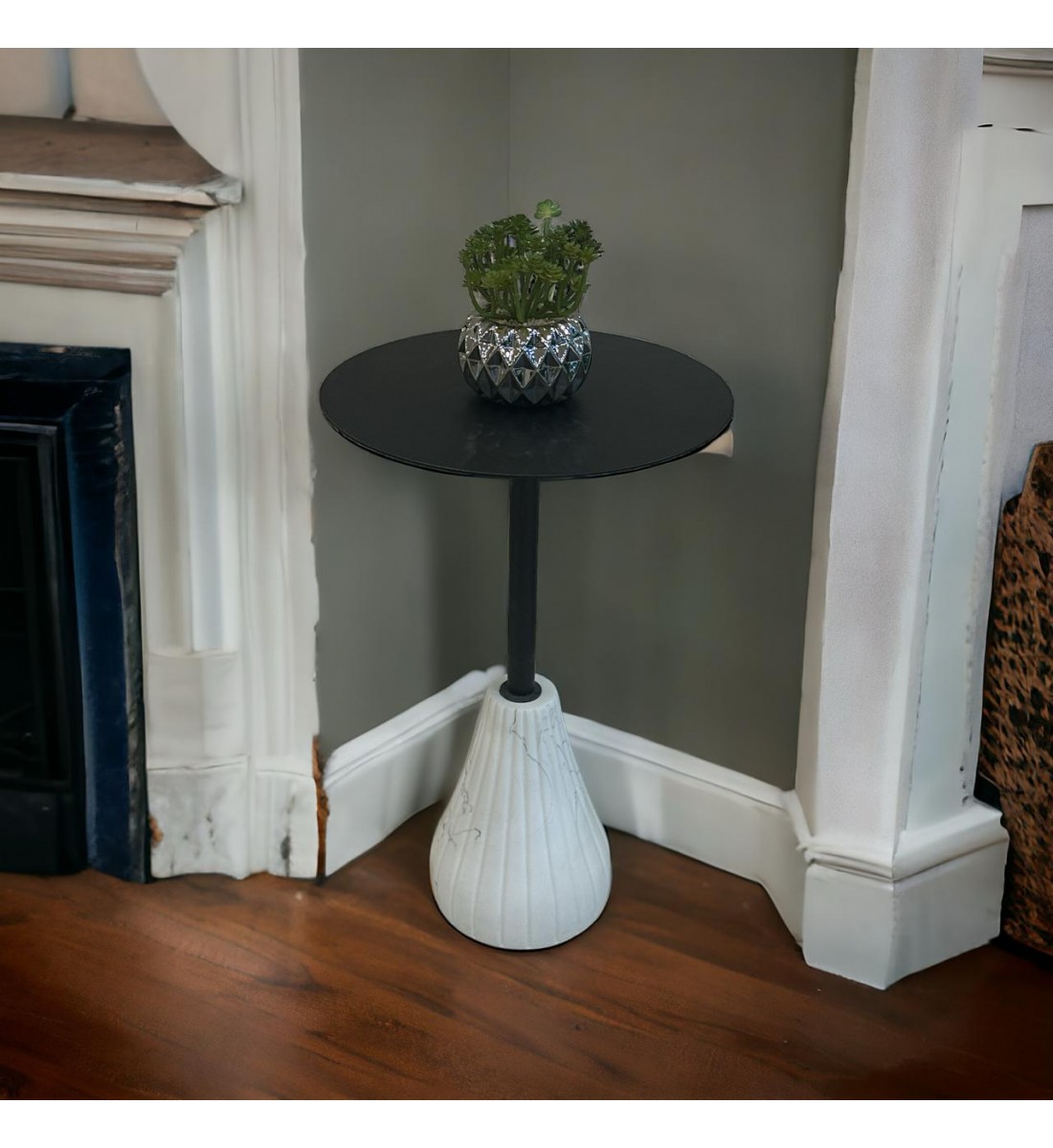 طاولة خدمة حديد لون ابيض واسود 