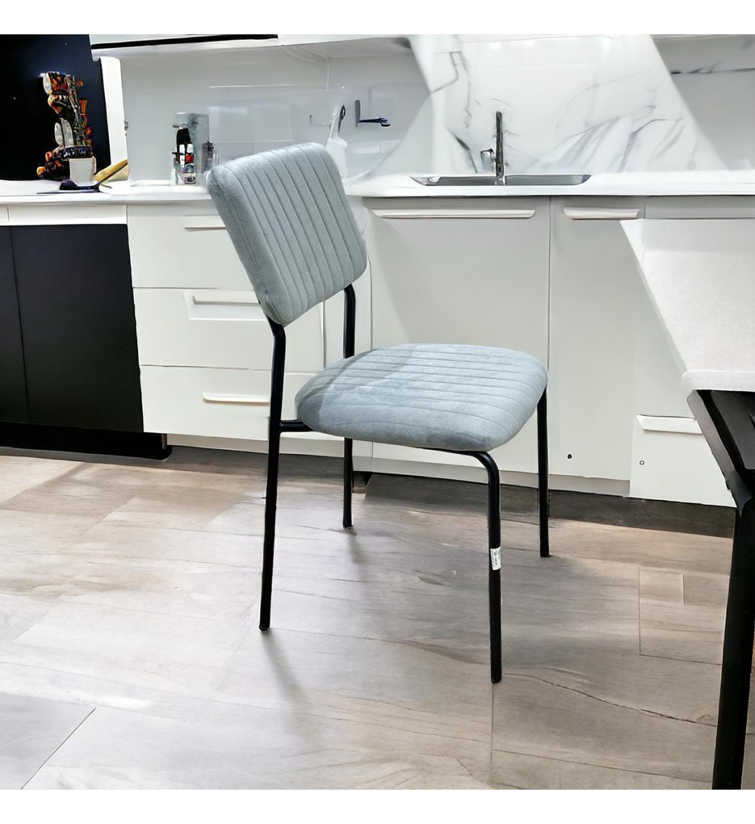 كرسي سفره 84×42×42 سم 