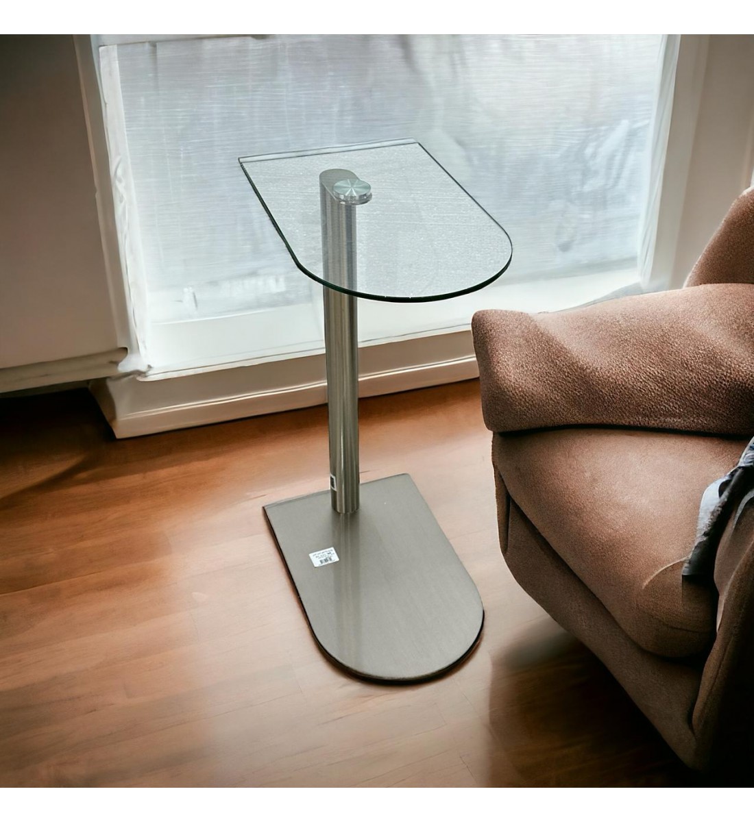 طاولة جانبية بسطح زجاج قاعده حديد فضي 56×23.50×37سم