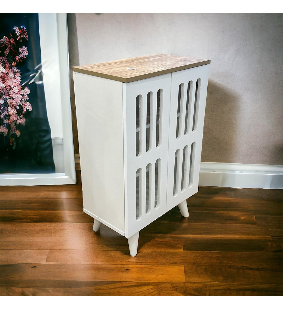 جزامة 2باب ابيض سطح خشبي 59×89×33سم جزامة 2باب ابيض سطح خشبي 59×89×33سم