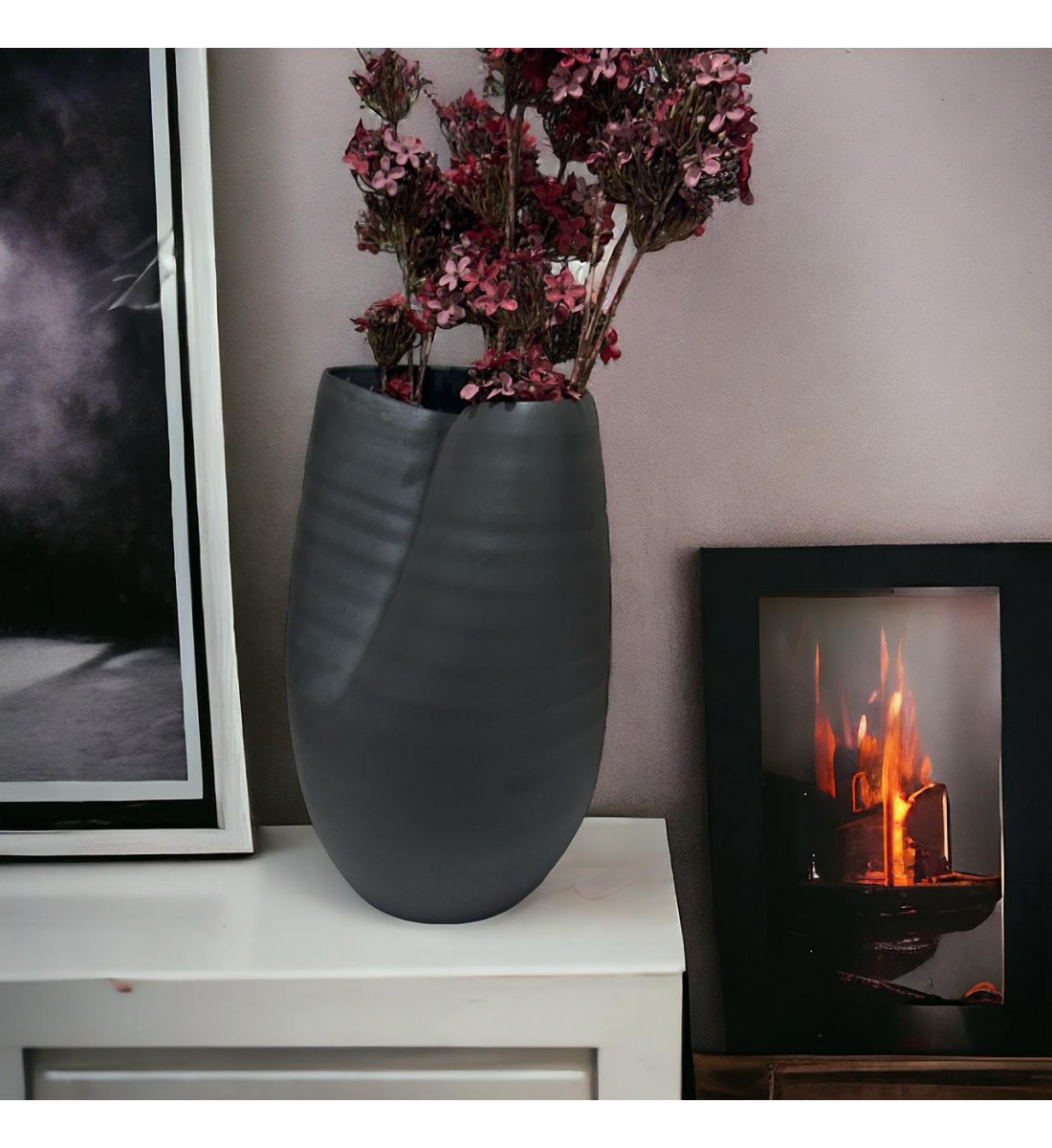 مزهرية سيراميك - تايدز اسود - 30×19×8سم مزهرية سيراميك - تايدز اسود - 30×19×8سم