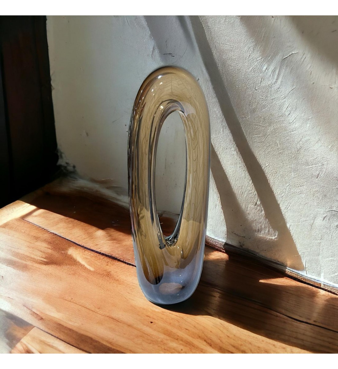 قطعة ديكور زجاج باليرينا تجريدية  لون بني - تيتانيا 40×24×8سم 