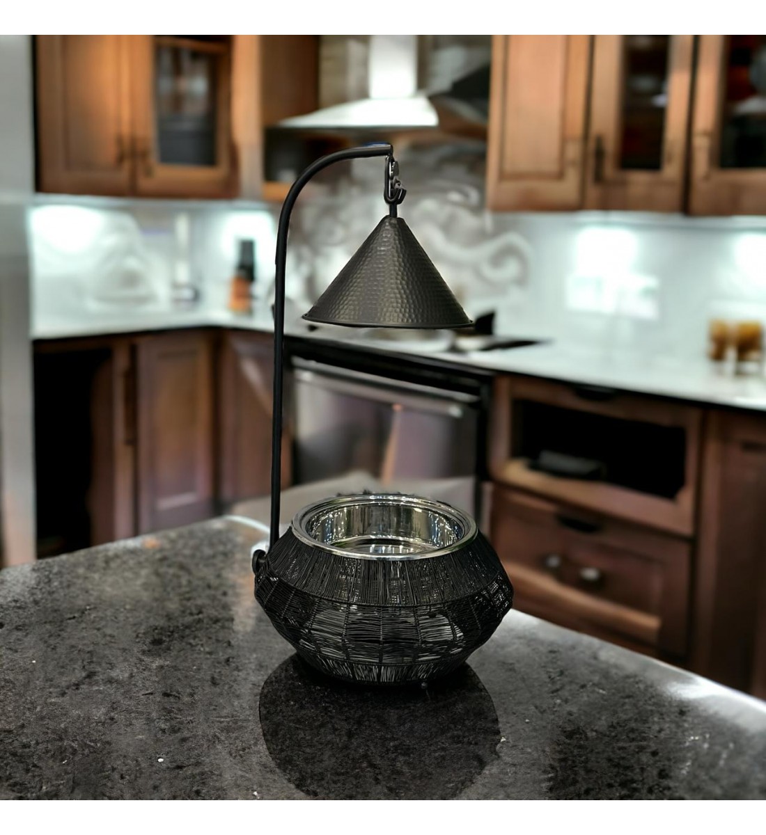 Indian buffet heater, black and silver, 1.5 liters