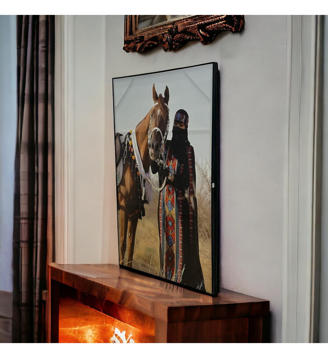 لوحة فنية جدارية كانفس ، حصان والبنت بلجام  والبنت - باطار اسود 200×120سم 