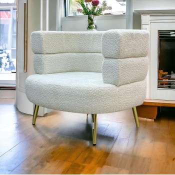 كرسي قماش  بوكلية  بتصميم مميز وجذاب ابيض رجل حديد ذهبي 