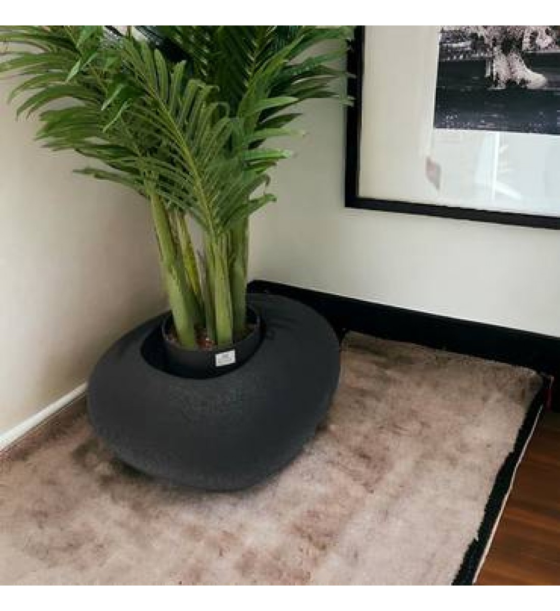 Luxurious medium black ceramic bowl, 52 x 45 x 29 cm