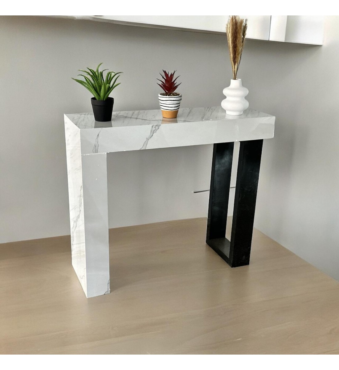 Classic entrance table, wood alternative, white with black side, 88 x 30 x 74 cm
