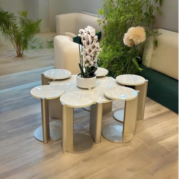 طقم طاولة خدمة بديل الرخام قاعده خشب شامبيون سطح احجار سنديان ملمس ناعم 7 قطعة 