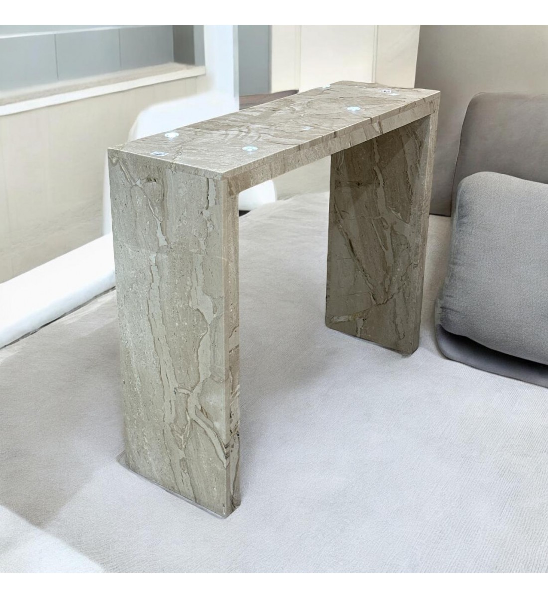 Italian marble console, 40 x 110 x 90 cm