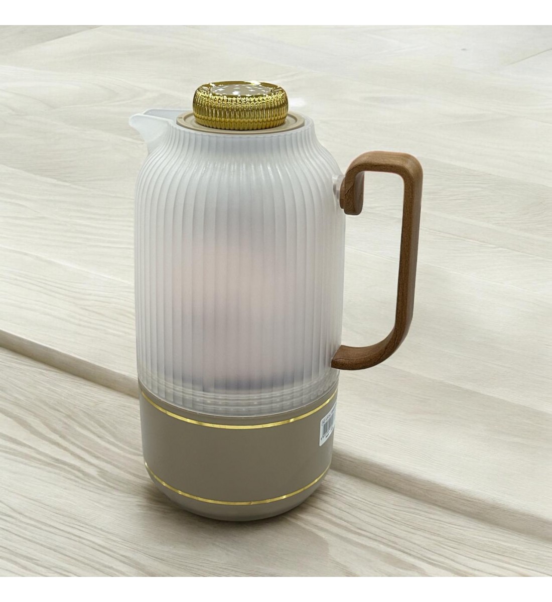 Single transparent thermos, beige on gold, 1 liter