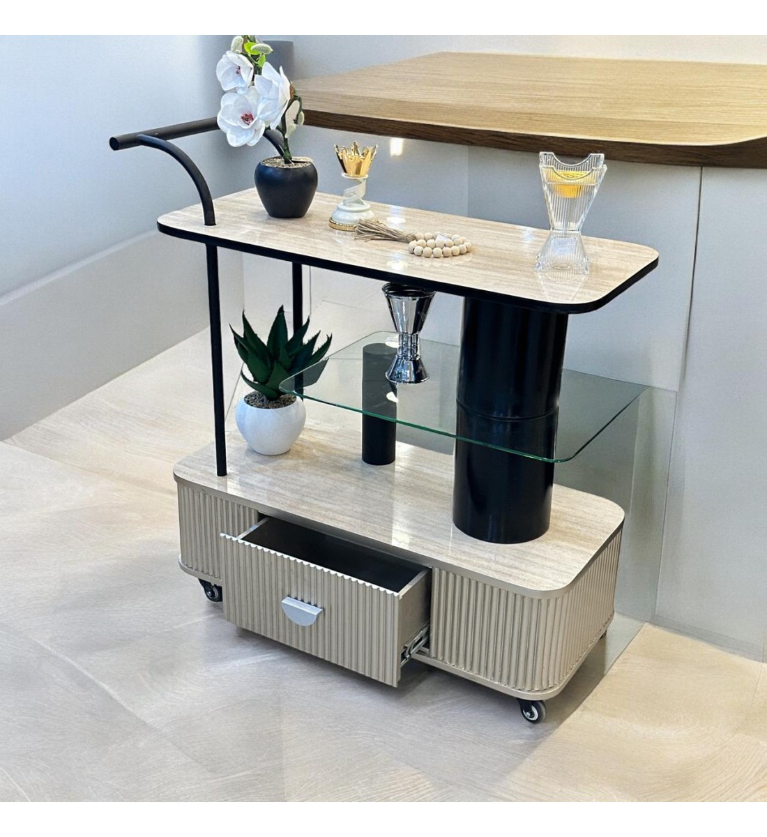 عربية تقديم 3 دور بديل الرخام مع درج بيج عربية تقديم 3 دور بديل الرخام مع درج بيج