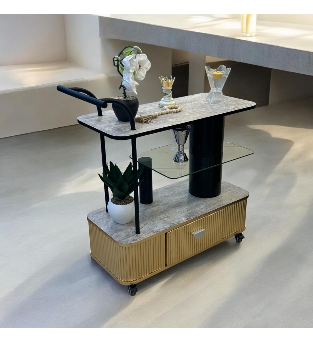 عربية تقديم 3 دور بديل الرخام مع درج ذهبي علي رصاصي عربية تقديم 3 دور بديل الرخام مع درج ذهبي علي رصاصي