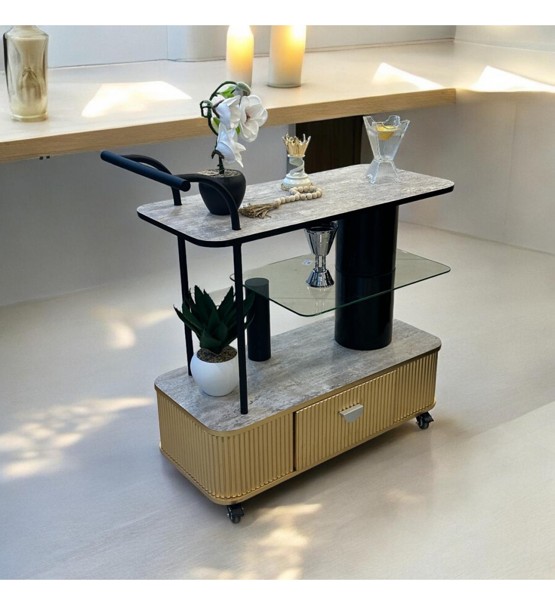 عربية تقديم 3 دور بديل الرخام مع درج ذهبي علي رصاصي عربية تقديم 3 دور بديل الرخام مع درج ذهبي علي رصاصي