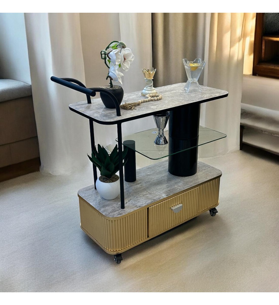 عربية تقديم 3 دور بديل الرخام مع درج ذهبي علي رصاصي عربية تقديم 3 دور بديل الرخام مع درج ذهبي علي رصاصي