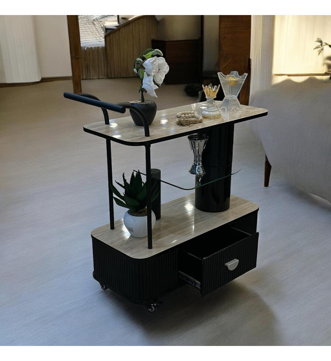 عربية تقديم 3 دور بديل الرخام مع درج اسود علي بيج عربية تقديم 3 دور بديل الرخام مع درج اسود علي بيج