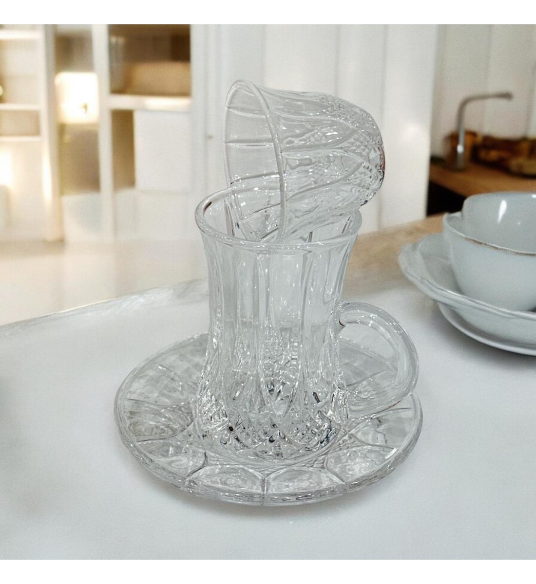 طقم كاسات وفناجين مع الصحن 36قطعه