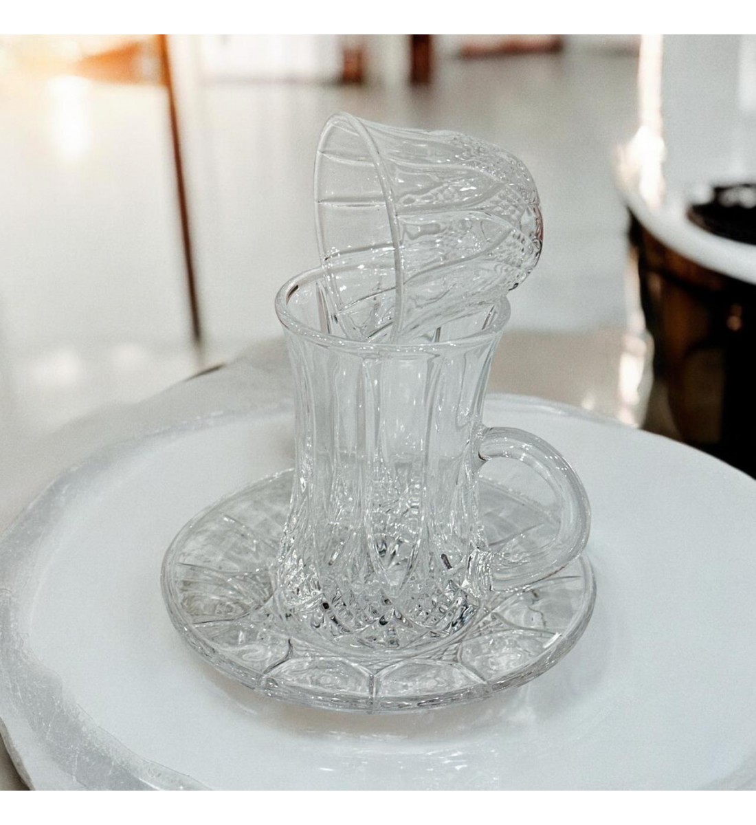 طقم كاسات وفناجين مع الصحن 36قطعه