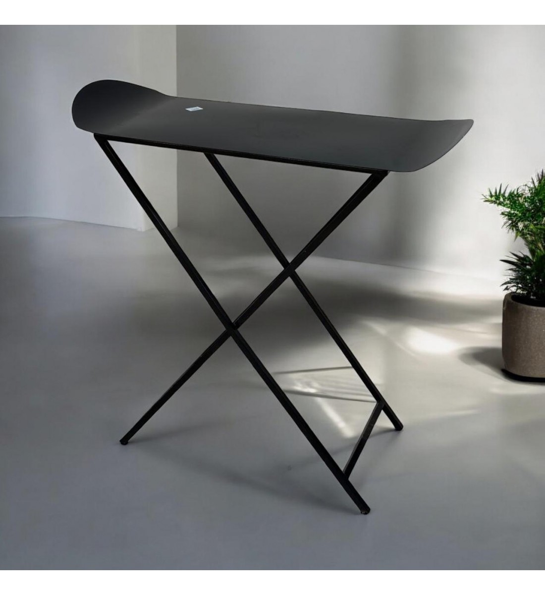 طاولة مدخل حديد اسود 100×100×36سم طاولة مدخل حديد اسود 100×100×36سم
