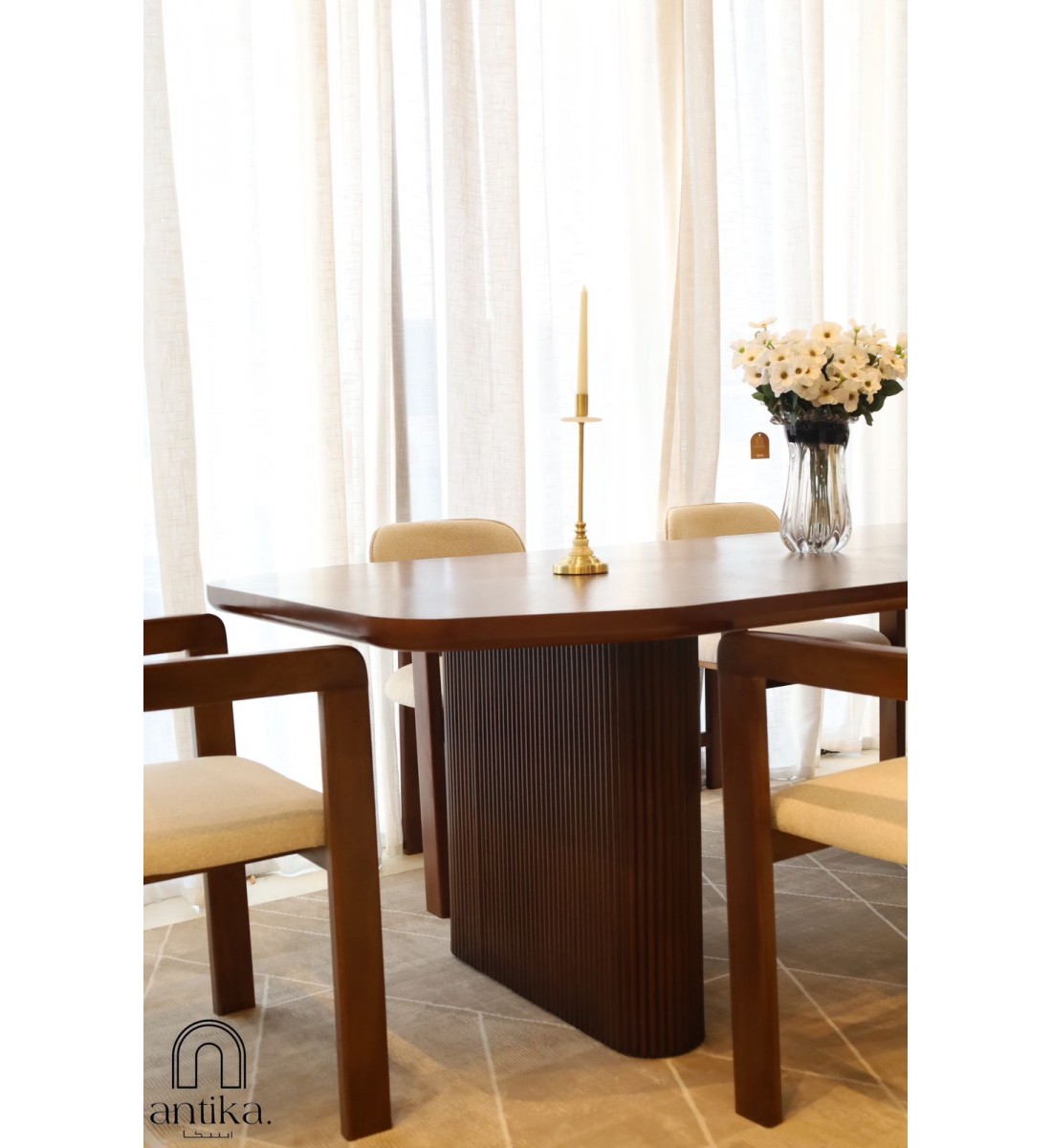 Walnut veneer dining table detail with 6 chairs size 220*110*80 cm