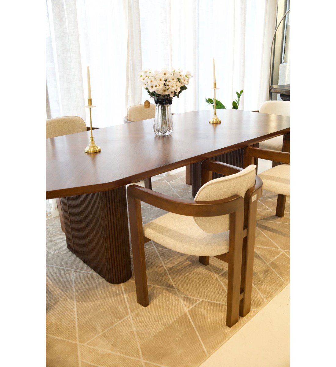 Walnut veneer dining table detail with 6 chairs size 220*110*80 cm