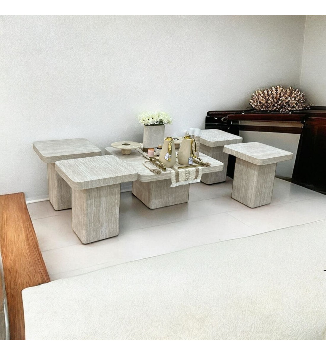 طقم طاولة قهوة 5 قطع انيق بيج